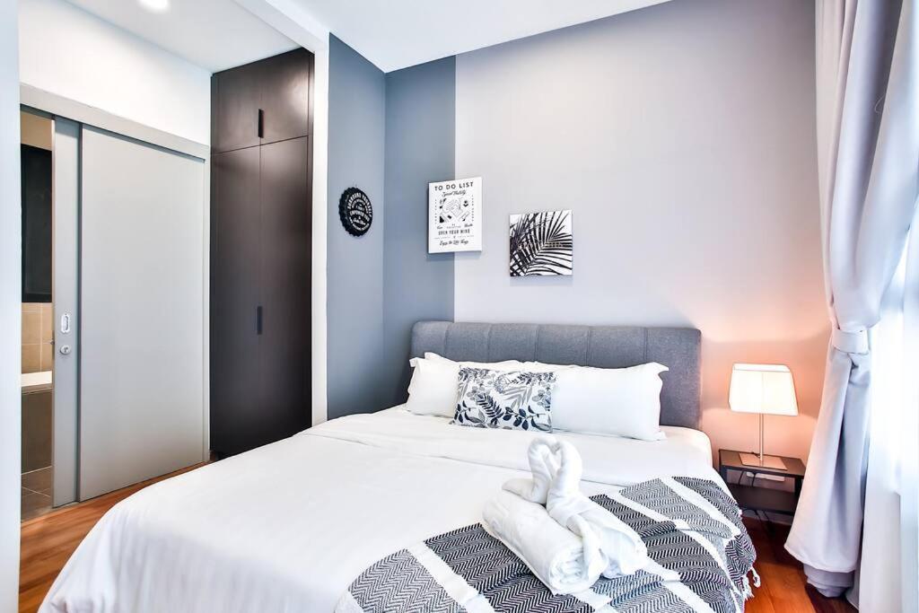 2br Designer * Kuala Lumpur