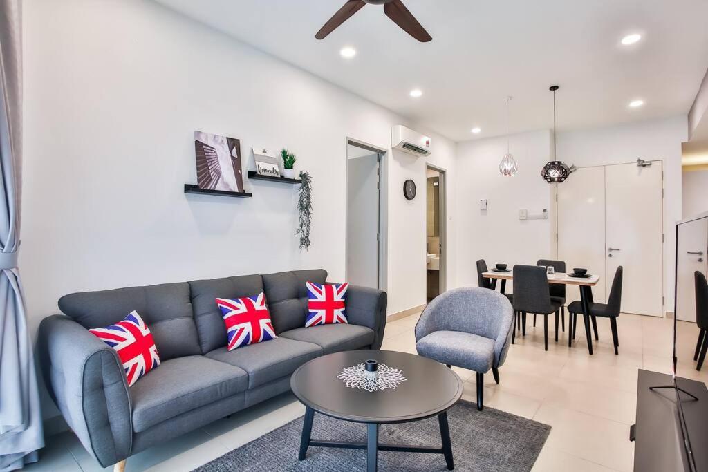 Pangsapuri 2br Designer